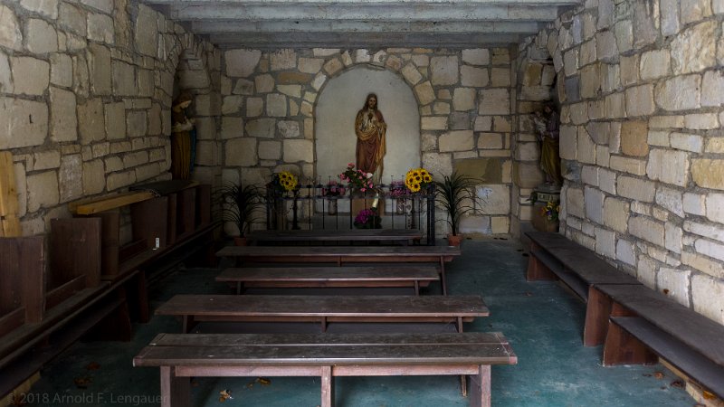 _DSC5104.jpg - Kapelle unterhalb der Lourdes Grotte