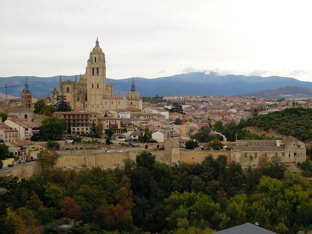DSCN1889.jpg - Segovia - Alcázar (Blick vom Turm auf die Stadt)