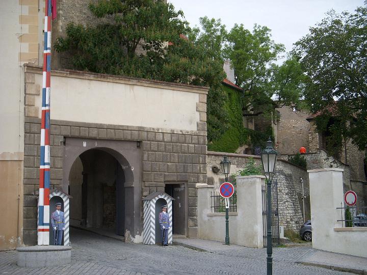 DSCN6595.jpg - Eingang zum Hradschin