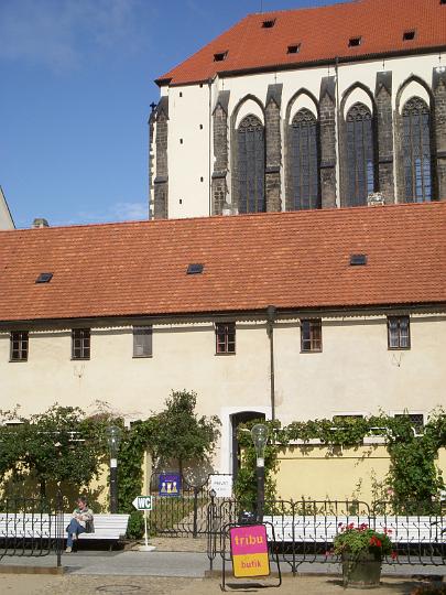 DSCN6690.jpg - Blick auf die Franzsikaner-Kirche