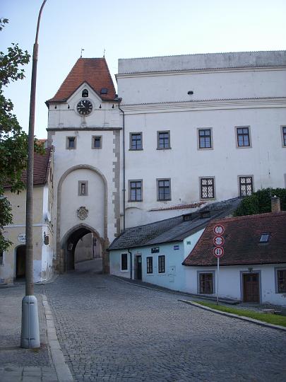 DSCN6712.jpg - Jindrichuv Hradec: Stadttor