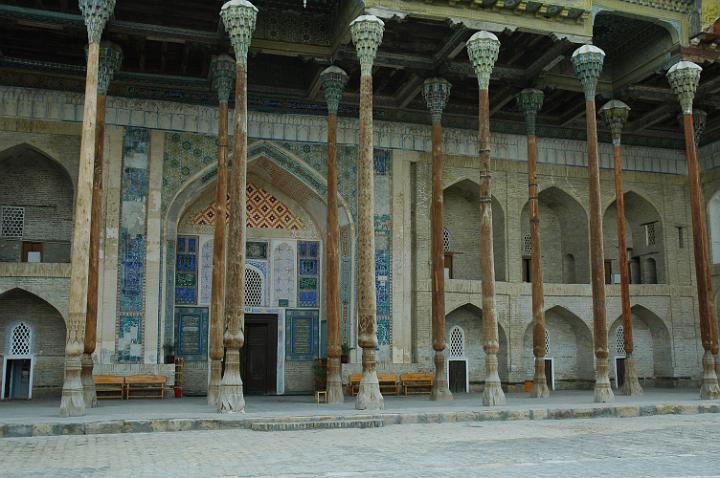 DSC_8133.JPG - Bolo-Hauz-Moschee
